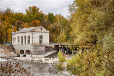 Similar image 13280777