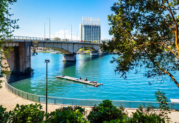 Similar image 13301268