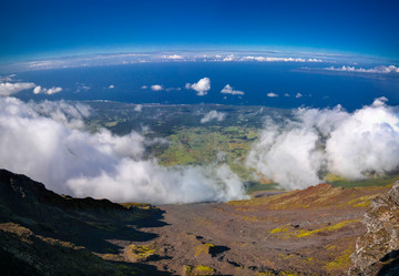 Similar image 13299679