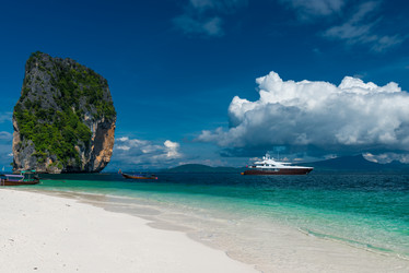 Similar image 13295086