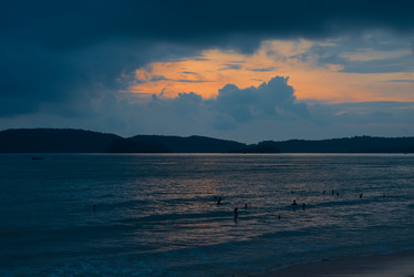 Similar image 13295238