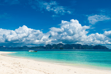 Similar image 13295286