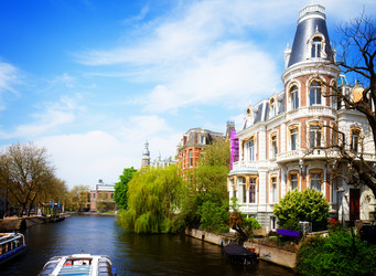 Similar image 13300240