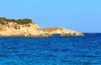 Similar image 13295636