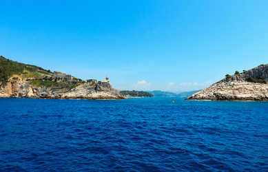 Similar image 13296162