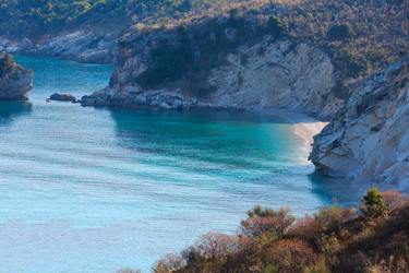 Similar image 13296163