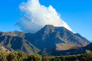 Similar image 13296167