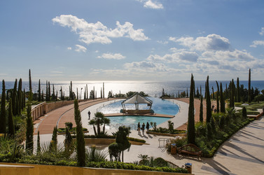 Similar image 13294792