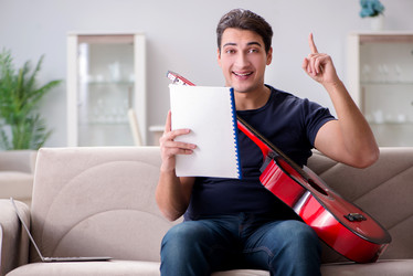 Similar image 13299015