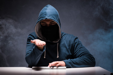 Similar image 13298763