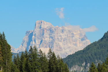 Similar image 13308253