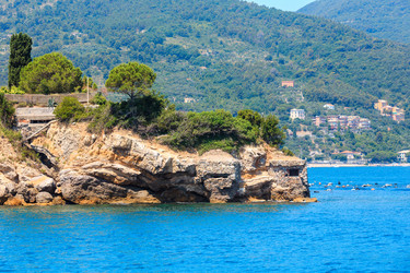 Similar image 13311488