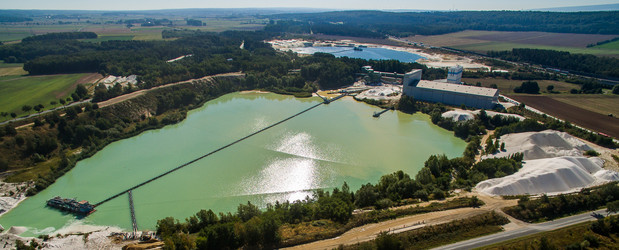 Similar image 13315456