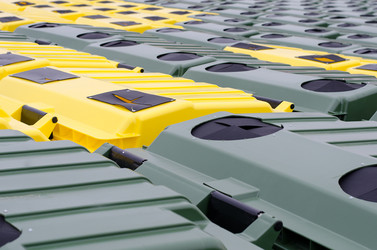 Similar image 14870996