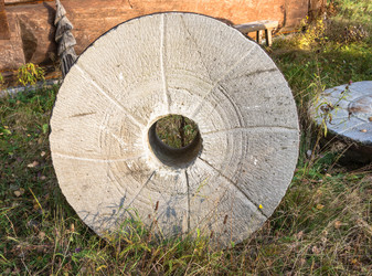 Similar image 13621175