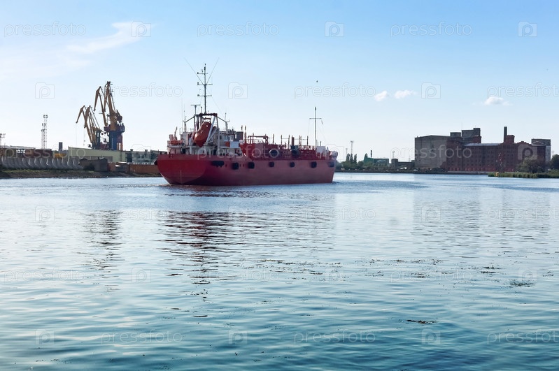Фотография на тему Морской порт, портовые краны | PressFoto