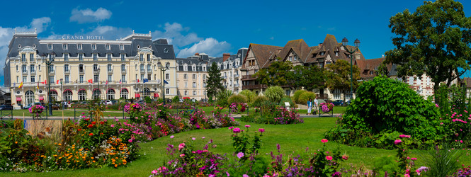 Similar image 14870453