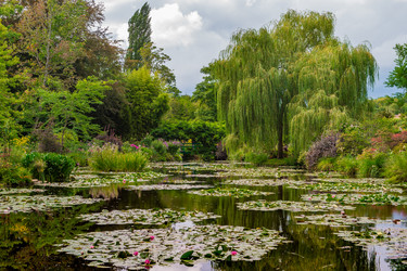 Similar image 14870561