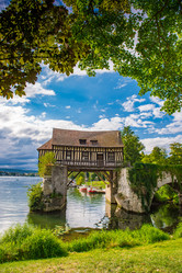 Similar image 14870186