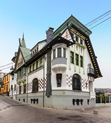 Similar image 14272315