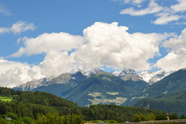 Similar image 14231585