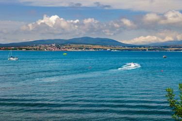 Similar image 14971088