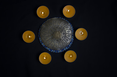 Similar image 14977318