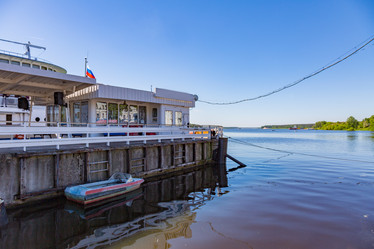 Similar image 15570875