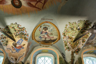 Similar image 15571037