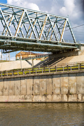 Similar image 16005863