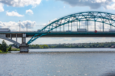 Similar image 16006597