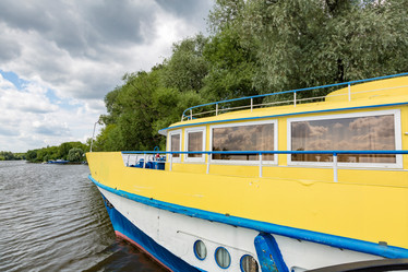 Similar image 16005634