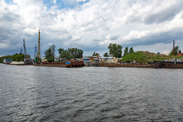 Similar image 16007119