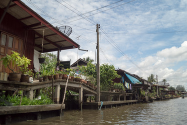 Similar image 15923642