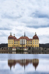 Similar image 15919114