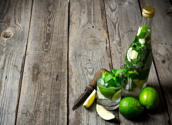 Similar image 15909630