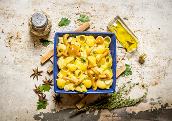 Similar image 15909489