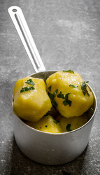 Similar image 15905800