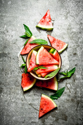 Similar image 15910888