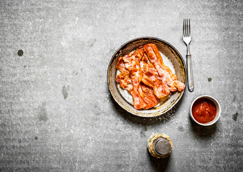 Similar image 15912536