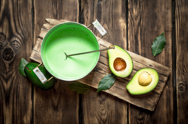 Similar image 15912940