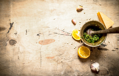 Similar image 15912636