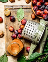 Similar image 15914772