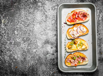 Similar image 15917912