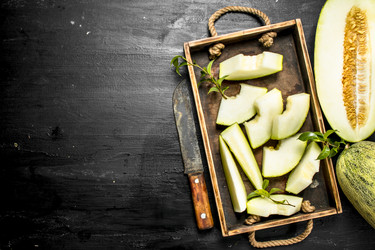 Similar image 15916380