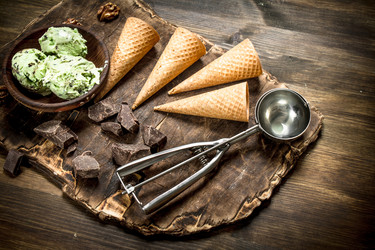 Similar image 15920881