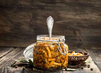 Similar image 15915947