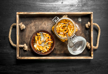 Similar image 15916072