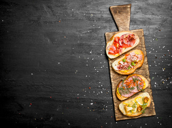 Similar image 15916240