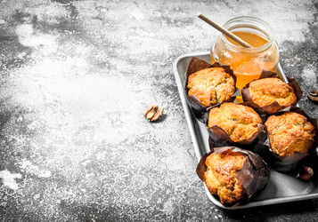 Similar image 15921966